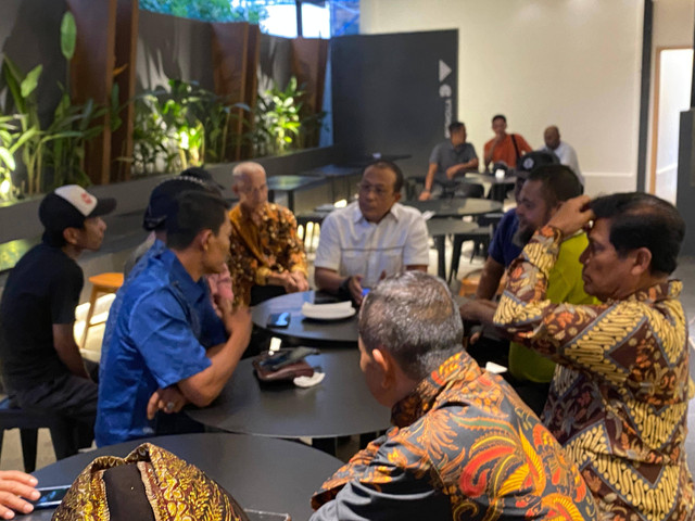 Didi Haryono diangkat menjadi Ketua Dewan Penasihat Paguyuban Jawa Kalbar. Foto: Dok. Tim Midji-Didi