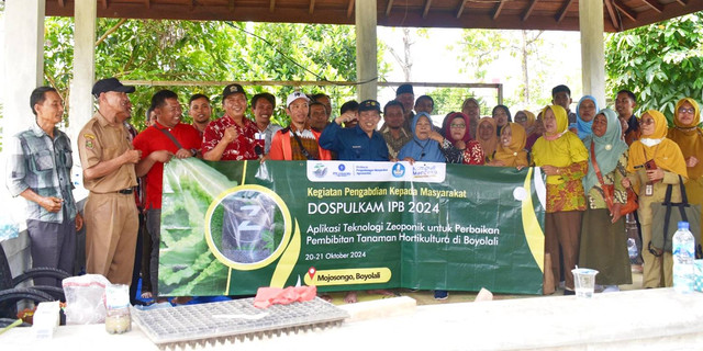 Dosen IPB University Tularkan Inovasi Media Zeoponik di Kampung Halaman Boyolali