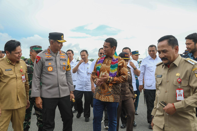 Menteri Pertanian Amran Sulaiman menghadiri Rapat Koordinasi Cetak Sawah Rakyat du Banjarbaru, Kalimantan Selatan. Foto: Dok. Humas Kementerian Pertanian