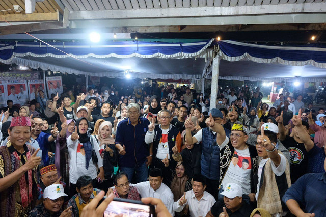 Calon Gubernur Kalbar nomor urut 1, Sutarmidji saat silaturahmi dialogis di Kabupaten Sintang. Foto: Dok. Tim Media Midji-Didi