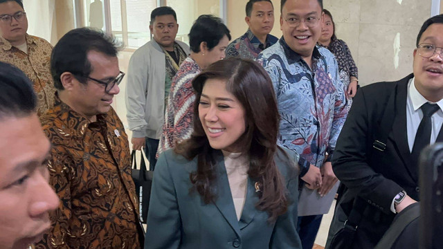 Menteri Komunikasi dan Digital (Komdigi) Meutya Hafid di DPR RI, Senayan, Jakarta, Selasa (5/11/2024). Foto: Haya Syahira/kumparan