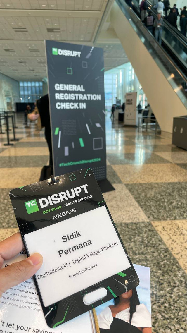 Foto: Sidik Permana di Event TechCrunch Disrupt 2024, San Francisco. Sumber: Dokumentasi Pribadi.