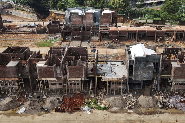 Foto udara pembangunan perumahan di kawasan Pagedangan, Kabupaten Tangerang, Banten, Rabu (6/11/2024). Foto: Sulthony Hasanuddin/ANTARA FOTO 