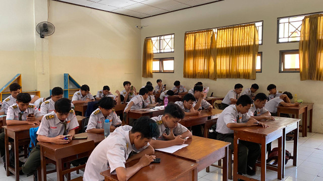 Pelaksanaan Pengerjaan Asesmen Minat Siswa Kelas 12