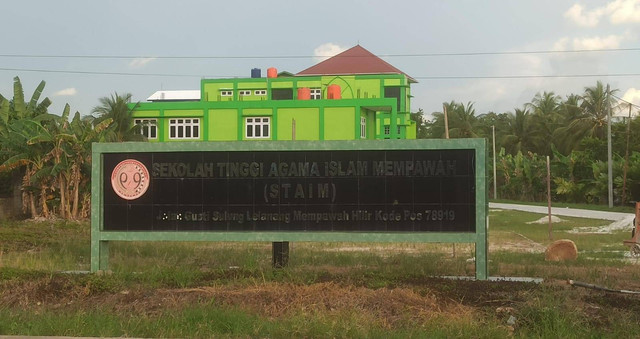 Sekolah Tinggi Agama Islam Mempawah (STAIM). Foto: M. Zain/Hi!Pontianak