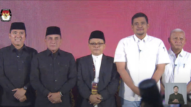 Suasana usai debat publik kedua Paslon Gubernur dan Wakil Gubernur Sumatera Utara 2024, Hotel Santika Diandra, Medan, Rabu (6/11/2024). Foto: YouTube/ KPU PROVINSI SUMUT