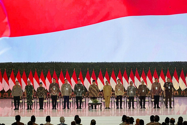 Presiden Prabowo Subianto tiba di acara Rakornas Forkopimda 2024 di SICC Bogor, Kamis (7/11/2024). Foto: Luthfi Humam/kumparan