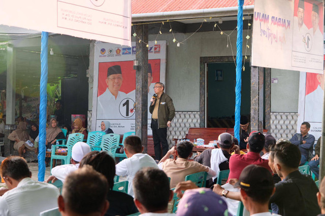 Calon Gubernur Kalbar nomor urut 1, Sutarmidji saat silaturahmi dialogis di Sungai Raya Bengkayang. Foto: Tim Media Midji-Didi