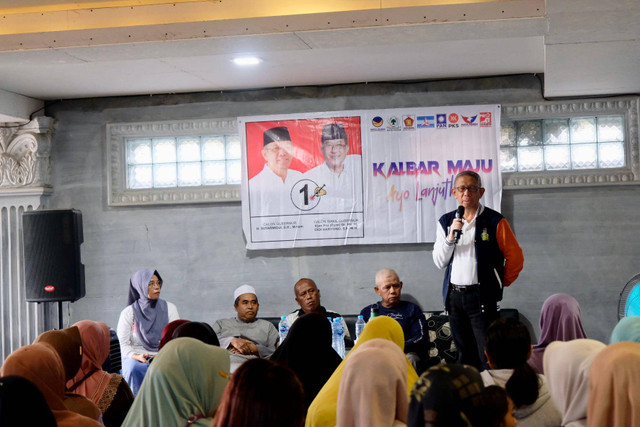 Calon Gubernur Kalbar nomor urut 1, Sutarmidji saat silaturahmi dialogis di Meliau Hilir, Sanggau. Foto: Tim Media Midji-Didi