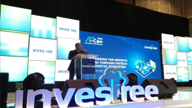 Arsip - Co-Founder dan CEO Investree Adrian Gunadi dalam Konferensi Investree di Jakarta, Kamis (12/12/2019) (Antara News/Dewa Wiguna)