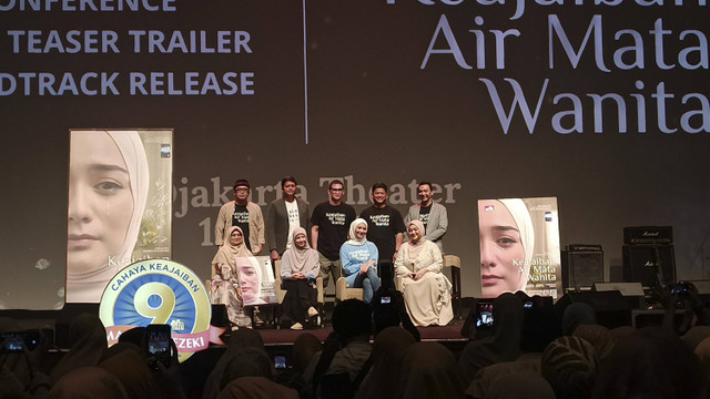 Perilisan teaser trailer Keajaiban Air Mata Wanita dan Cast Reveal Maafmu Bahagia Kita, Djakarta Theater XXI, Menteng, Jakarta Pusat, Minggu (10/11/2024). Foto: Giovanni/kumparan