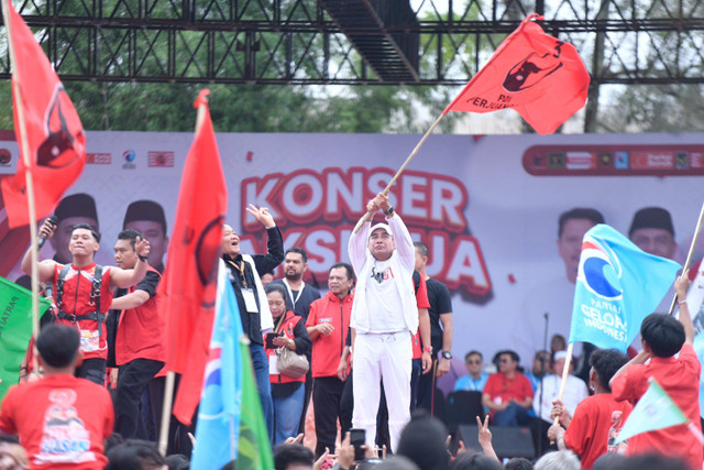 Cagub 02 Pilgub Sumut Edy Rahmayadi-Hasan Basri gelar kampanye akbar di Lapangan Sejati, Kota Medan, pada Minggu (10/11/2024). Foto: Dok. Istimewa