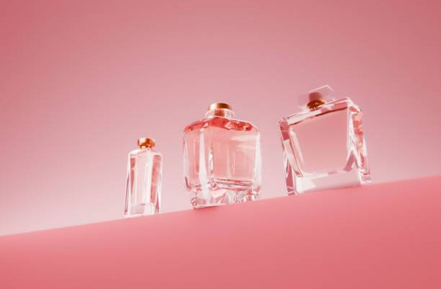 Ilustrasi Perbedaan Body Mist Dan Parfum, Foto: Unsplash/luza studios.