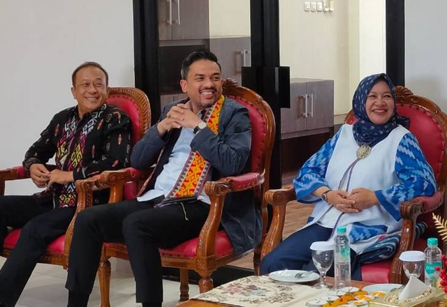 Maman Abdurrahman saat tiba di Pontianak. Ini menjadi kedatangan pertamanya setelah menjadi Menteri UMKM. Foto: Dok. Istimewa