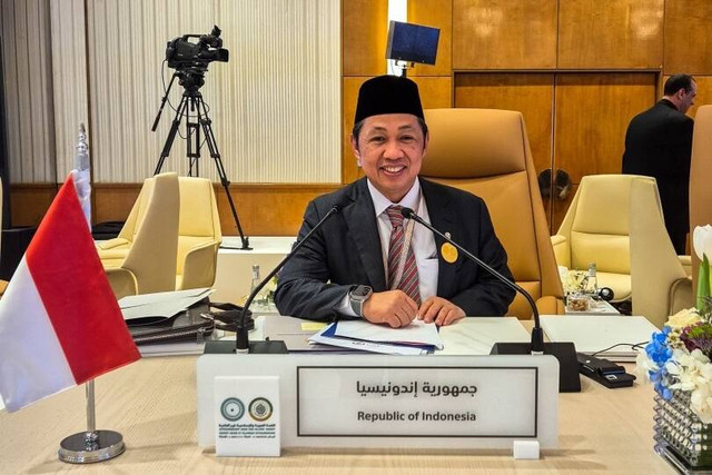 Wamenlu Muhammad Anis Matta menghadiri Pertemuan Persiapan Konferensi Tingkat Tinggi (KTT) Luar Biasa Organisasi Kerja Sama Islam (OKI) dan Liga Arab, di Riyadh, Arab Saudi, Minggu (10/11/2024). Foto: Kemlu RI