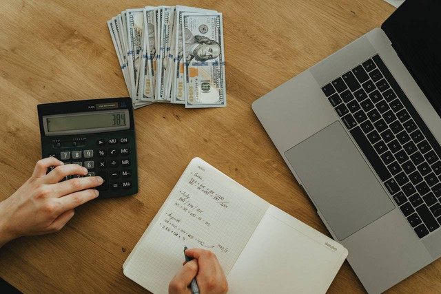 Ilustrasi mengelola petty cash. Foto: Pexels