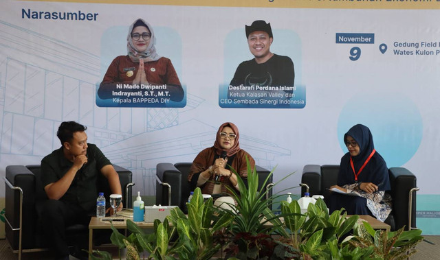 Seminar Nasional Hasil-Hasil Pengabdian kepada Masyarakat (SNH2PM) 2024 dan Expo Pengabdian bertema "Inovasi untuk Pengurangan Angka Kemiskinan dan Peningkatan Pertumbuhan Ekonomi Daerah" yang digelar SV UGM. Foto: Dok. UGM