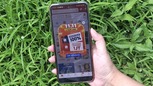 Belanja di Platform Digital (Sumber: Dokumentasi Pribadi)