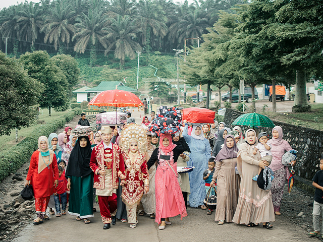 Ilustrasi apa saja seserahan lamaran. Sumber: unsplash.com/FebriAlBarents.