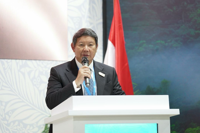 Utusan Khusus Presiden Republik Indonesia dalam Conference of the Parties (COP) 29, Hashim Djojohadikusumo pada CEO Climate Talks COP29 di Baku, Azerbaijan, Senin (11/11/2024). Foto: Dok. PLN