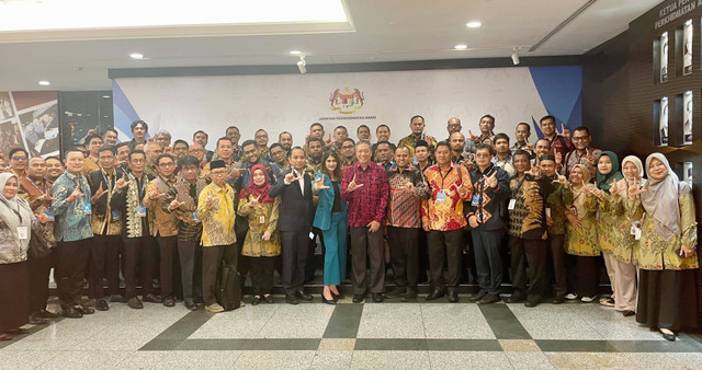 Benchmarking Pelatihan Kepemimpinan Nasional Tingkat II Angkatan XVII Puslatbang KHAN LAN RI ke Jabatan Pengkhidmatan Awam, Malaysia