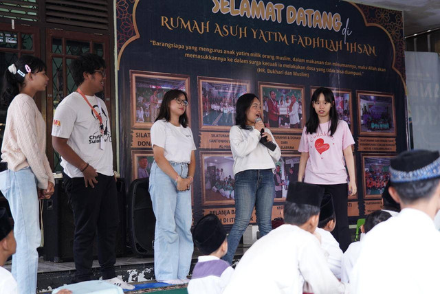 Komunitas Cinta Indonesia menggelar program edukasi dan praktik gaya hidup sehat bertajuk “Edukasi Makanan Sehat Untuk Masa Depan” di Rumah Asuh Yatim Fadhilah Ihsan, Yayasan Alpha Indonesia, Jakarta Timur, Sabtu, 9 November 2024. Foto: dok. Komunitas Cinta Indonesia