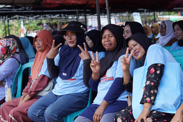 Warga Binongko saat menghadiri kampanye ASR-Hugua di Wakatobi.