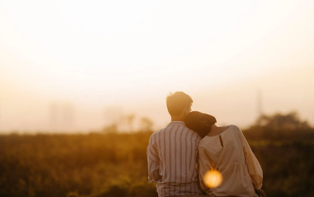 Ilustrasi Cara Mengetahui Love Language Pasangan. Sumber: Pexels/Jasmin Wedding Photography