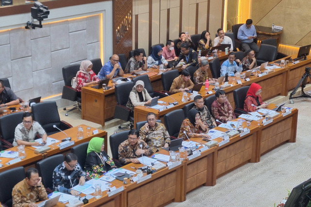 Rapat BPJS Kesehatan bersama Komisi IX DPR RI di Gedung DPR RI, Jakarta Pusat pada Rabu (13/11/2024). Foto: Argya D. Maheswara/kumparan 