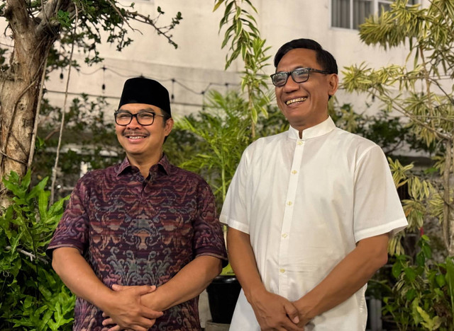 Hasto-Wawan sehari sebelum pelaksanaan Debat Pilwalkot, di Hotel Senapati Yogya, Kamis (7/11). Foto: ESP