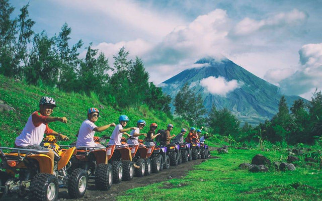 Wisata Malang Dreamland. Foto hanya ilustrasi, bukan tempat sebenarnya. Sumber: pexels.com/Archie Binamira