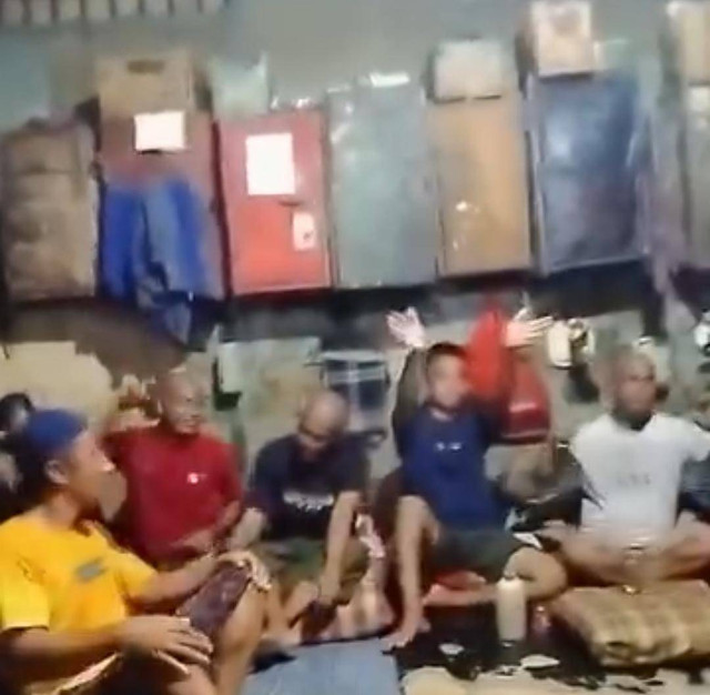 Potongan video napi di Lapas Tanjung Raja, Ogan Ilir saat berpesta di Lapas