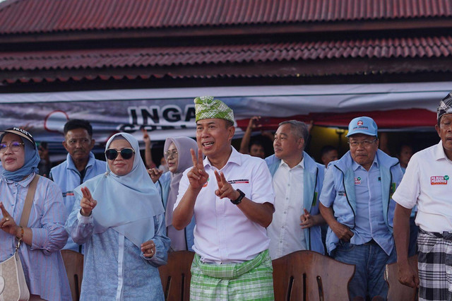 ASR-Hugua saat kampanye di Wakatobi. Foto: Dok. Istimewa.