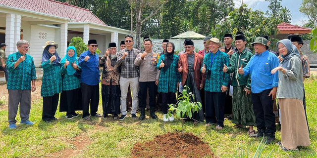 Dosen IPB Resmikan Healing Garden: Ruang Relaksasi dan Spiritual Santri