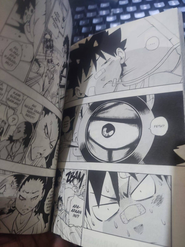                                   illustrasi membaca manga Foto milik penulis