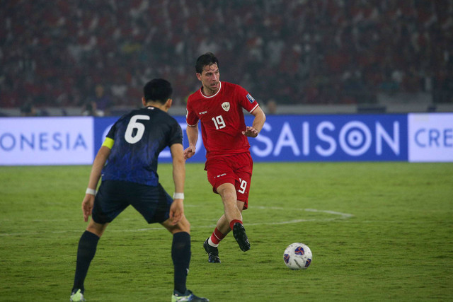 Pemain Timnas Indonesia Thom Haye pada pertandingan Kualifikasi Piala Dunia 2026 melawan Timnas Jepang di Stadion Utama Gelora Bung Karno, Jakarta, Jumat (15/11/2024).
 Foto: Aditia Noviansyah/kumparan