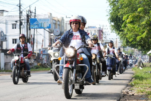 Pj Gubernur Kalbar, Harisson dan Windy Prihastari motoran bareng Bikers Brotherhood 1% MC. Foto: Dok. Adpim Pemprov Kalbar