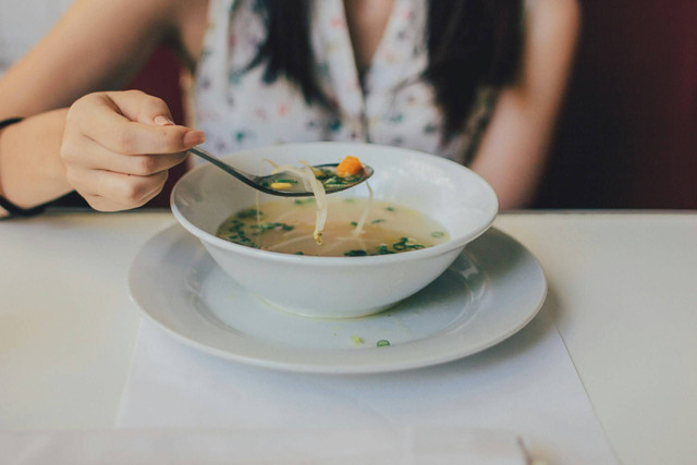 Tempat Makan Timlo Enak di Solo. Foto Hanya Ilustrasi Bukan Tempat Sebenarnya. Sumber Foto: Unsplash.com/Henrique Felix