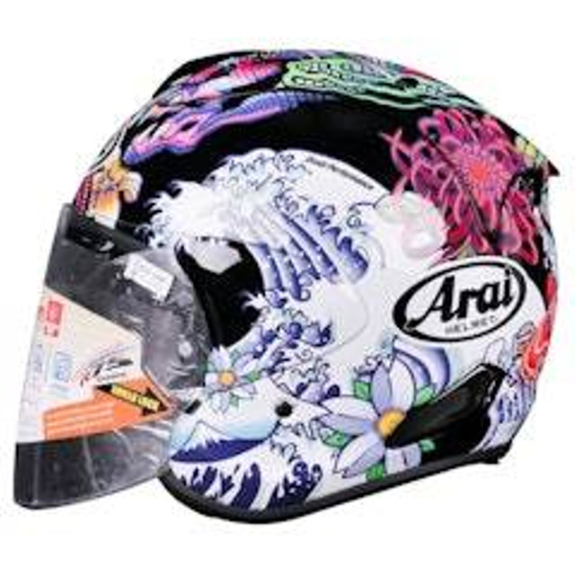 Rekomendasi Helm Arai Terbaik. Sumber foto: GMA Official Shop