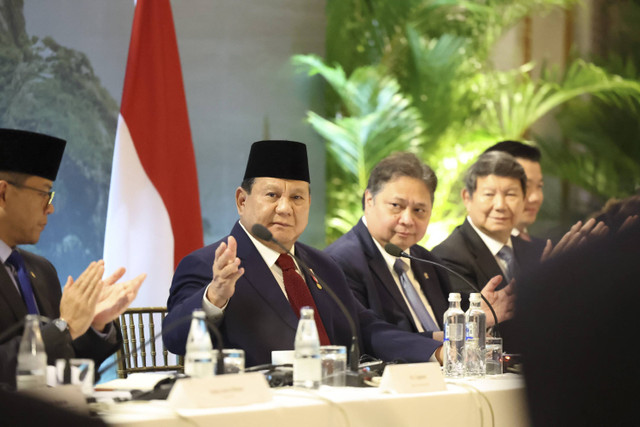 Presiden Republik Indonesia, Prabowo Subianto, menghadiri Indonesia-Brazil Business Forum, yang digelar di Copacabana Palace, Rio de Janeiro, Brasil, pada Minggu, (17/11/2024). Foto: Tim Media Prabowo Subianto