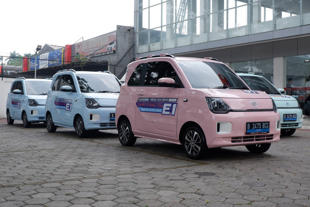 Media fun drive mobil listrik Seres E1 di Jakarta, Senin (18/11/2024). Foto: Sena Pratama/kumparan