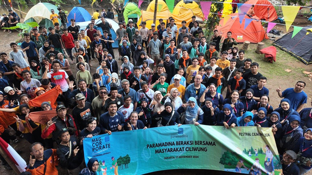 Pemberdayaan sosial dilakukan oleh para mahasiswa Magister Ilmu Komunikasi Univeristas Paramadina. Foto: Nicha Muslimawati/kumparan