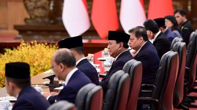 Foto pejabat Indonesia bertemu Pejabat China. Sumber Foto: BPMI Setpres/Muchlis Jr