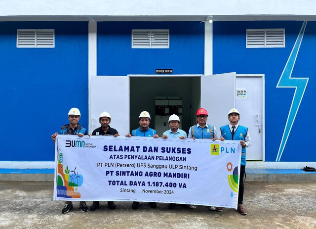 PT Sintang Agro Mandiri yang berlokasi di Sintang dengan daya 1.187.400 VA menjadi salah satu pelanggan program akuisisi captive power. Foto: Dok. PLN Kalbar