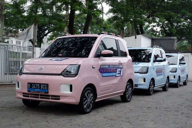 Media fun drive mobil listrik Seres E1 di Jakarta. Foto: Sena Pratama/kumparan