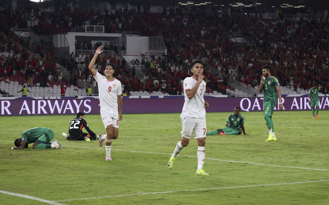 Pemain Timnas Indonesia Marselino Ferdinan berselebrasi usai mencetak gol ke gawang Arab Saudi pada pertandingan Grup C putaran 3 Kualifikasi Piala Dunia 2026 Zona Asia di Stadion Utama Gelora Bung Karno, Jakarta, Selasa (19/11/2024). Foto: Ajeng Dinar Ulfiana/REUTERS 