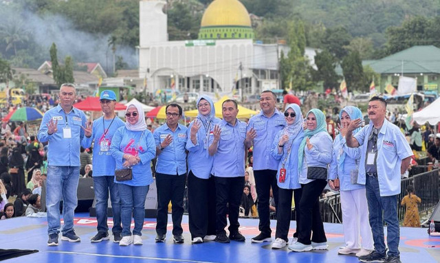 AJP-ASLI saat menggelar kampanye akbar di Lapangan Benu-benua.