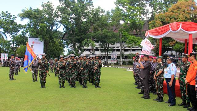 Pelepasan kirab Siswa Pendidikan Pertama Tamtama (Dikmata) TNI AL Angkatan 44 Gelombang 2 T.A 2024, yang akan menempuh pendidikan di Satdik 4 Manado Kodiklatal. (foto: istimewa)