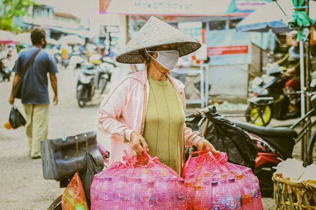 Pasar Kembang Solo. Foto Hanya Ilustrasi, bukan tempat sebenarnya. Sumber Foto: Unsplash.com/Mas Aslam