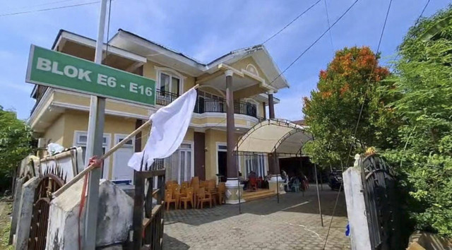 Suasana Rumah Duka Kasat Reskrim Ulil di Makassar. Foto: Dok. kumparan